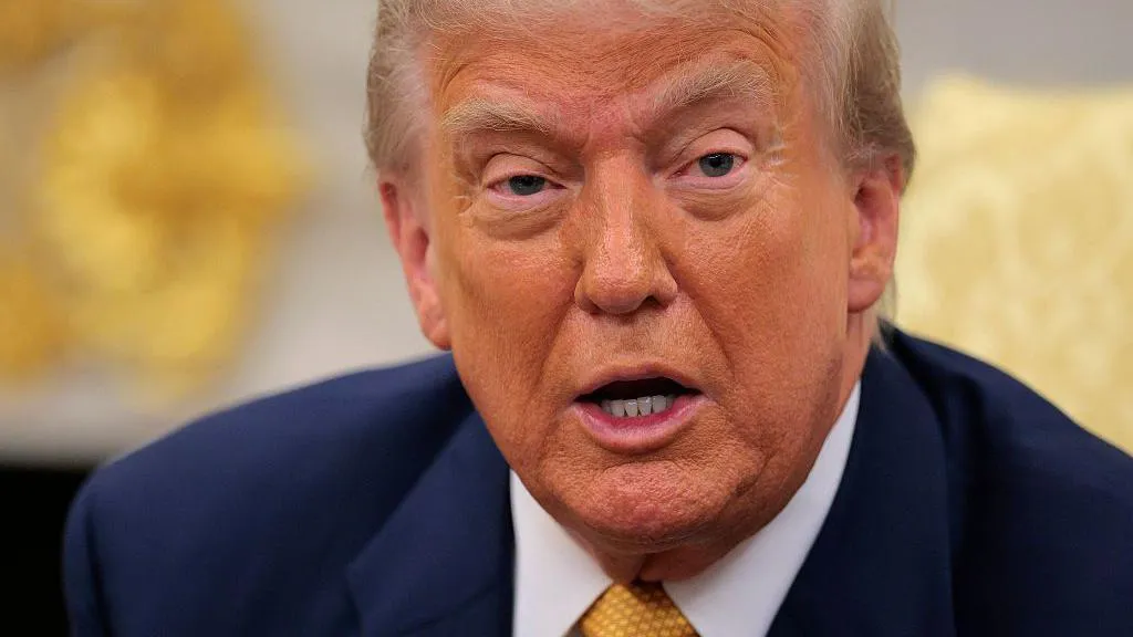 Aranceles: Nuevas tasas impuestas por Trump a 90 países