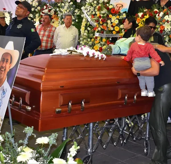 Asesinato de Carlos Manzo: Tragedia en Uruapan