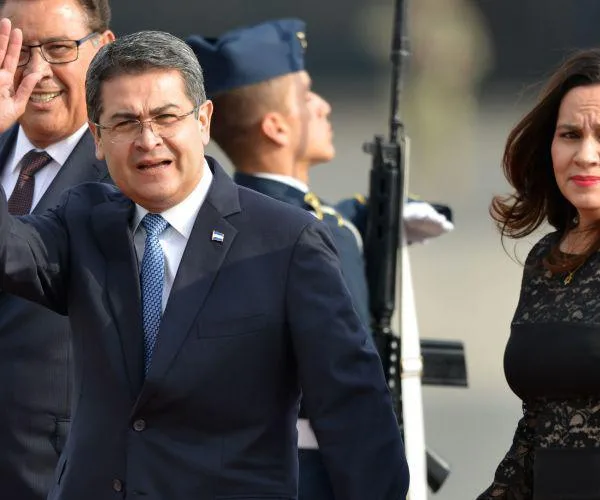 Juan Orlando Hernández: Liberado y en búsqueda de seguridad