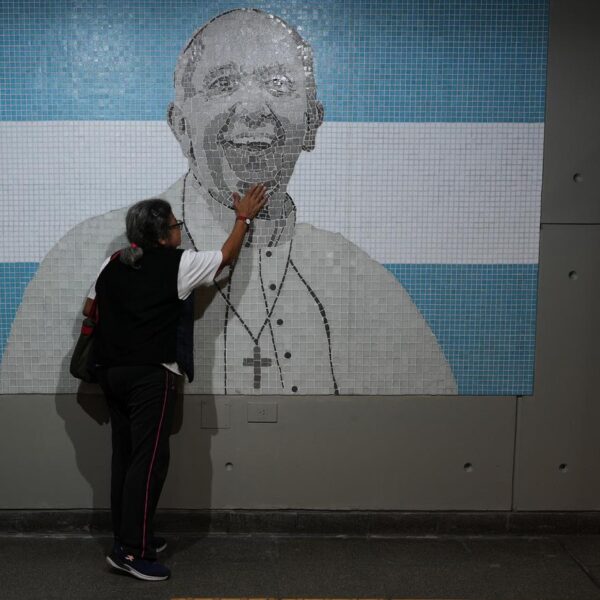 Papa Francisco: Un Año de Su Legado y Recuerdos Emotivos