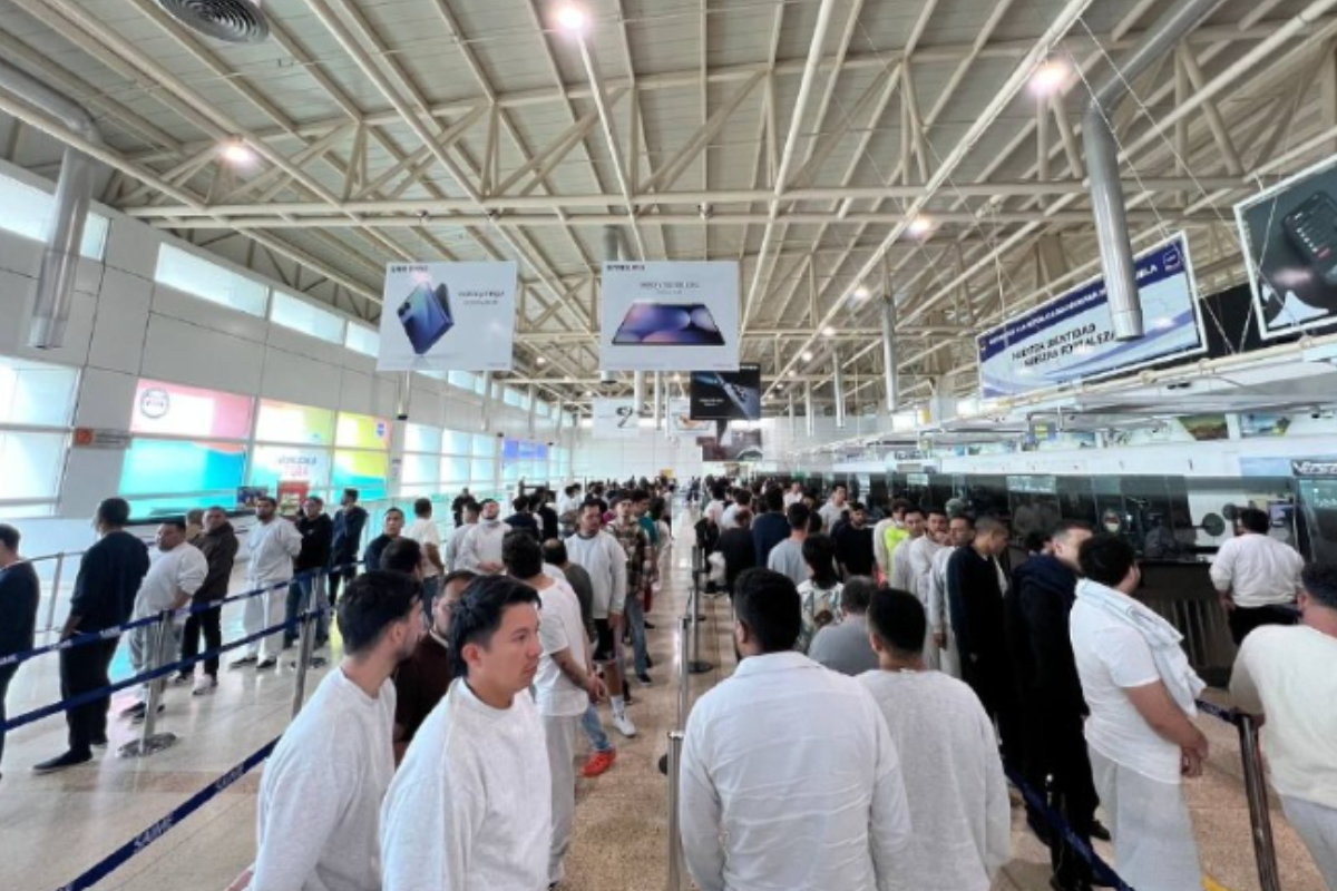 Vuelta a la Patria: 328 venezolanos regresan a casa en vuelo especial