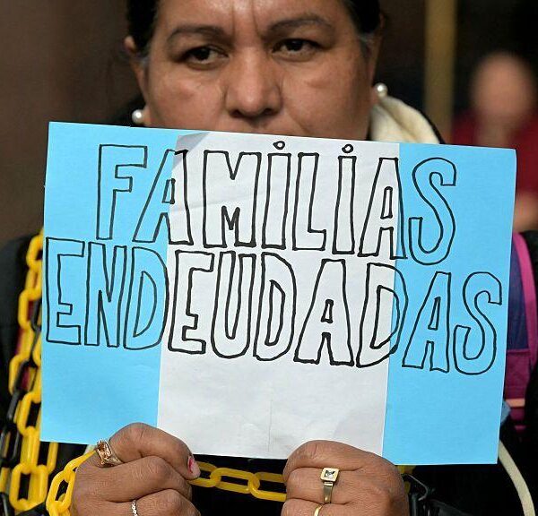 Deuda en Argentina: La Realidad de Millones de Deudores y sus Historias