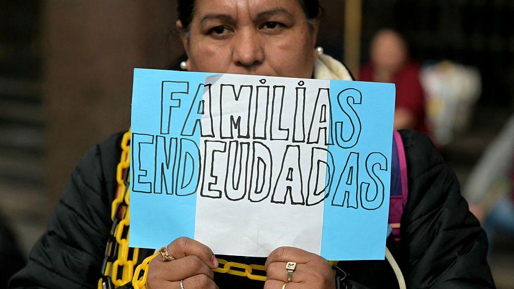 Deuda en Argentina: La Realidad de Millones de Deudores y sus Historias