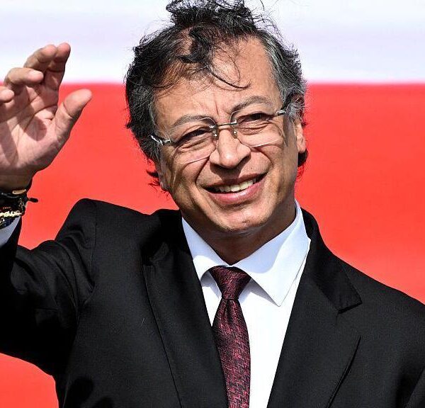 Gustavo Petro: Legados y Controversias al Terminar su Presidencia