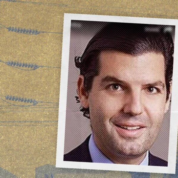 Alejandro Betancourt: La Controversia Detrás del Pacto Petrolero