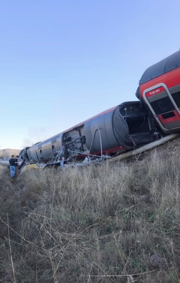Accidente ferroviario en España: la tragedia y la búsqueda de víctimas